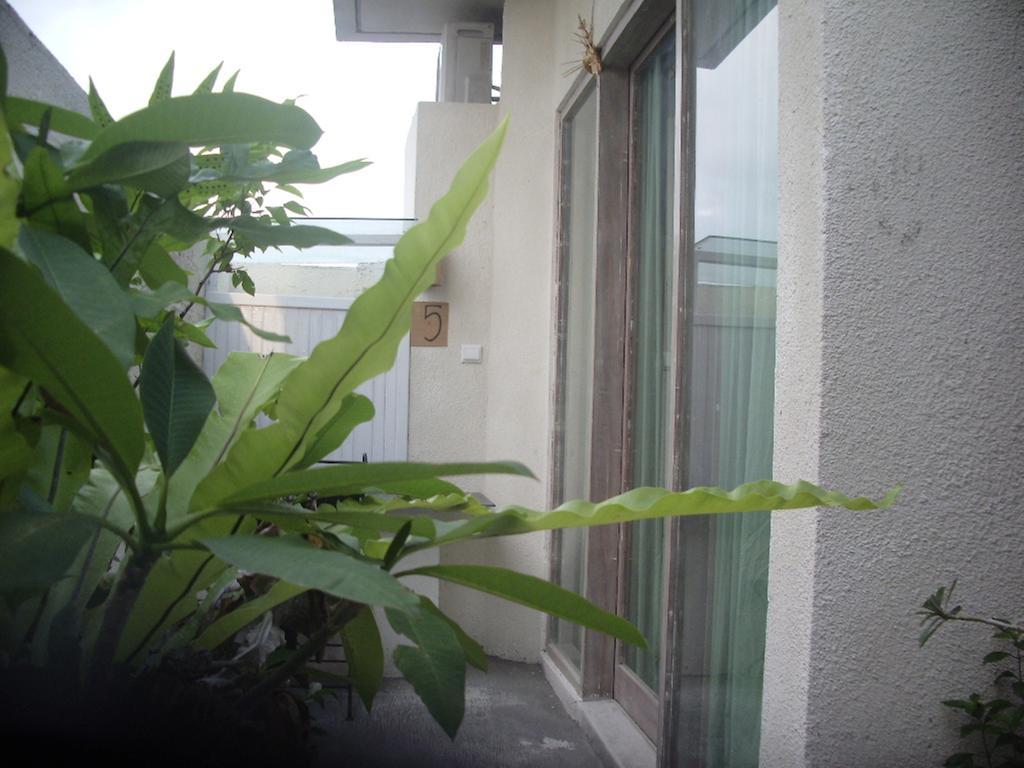 Gusti Homestay Kerobokan Bagian luar foto