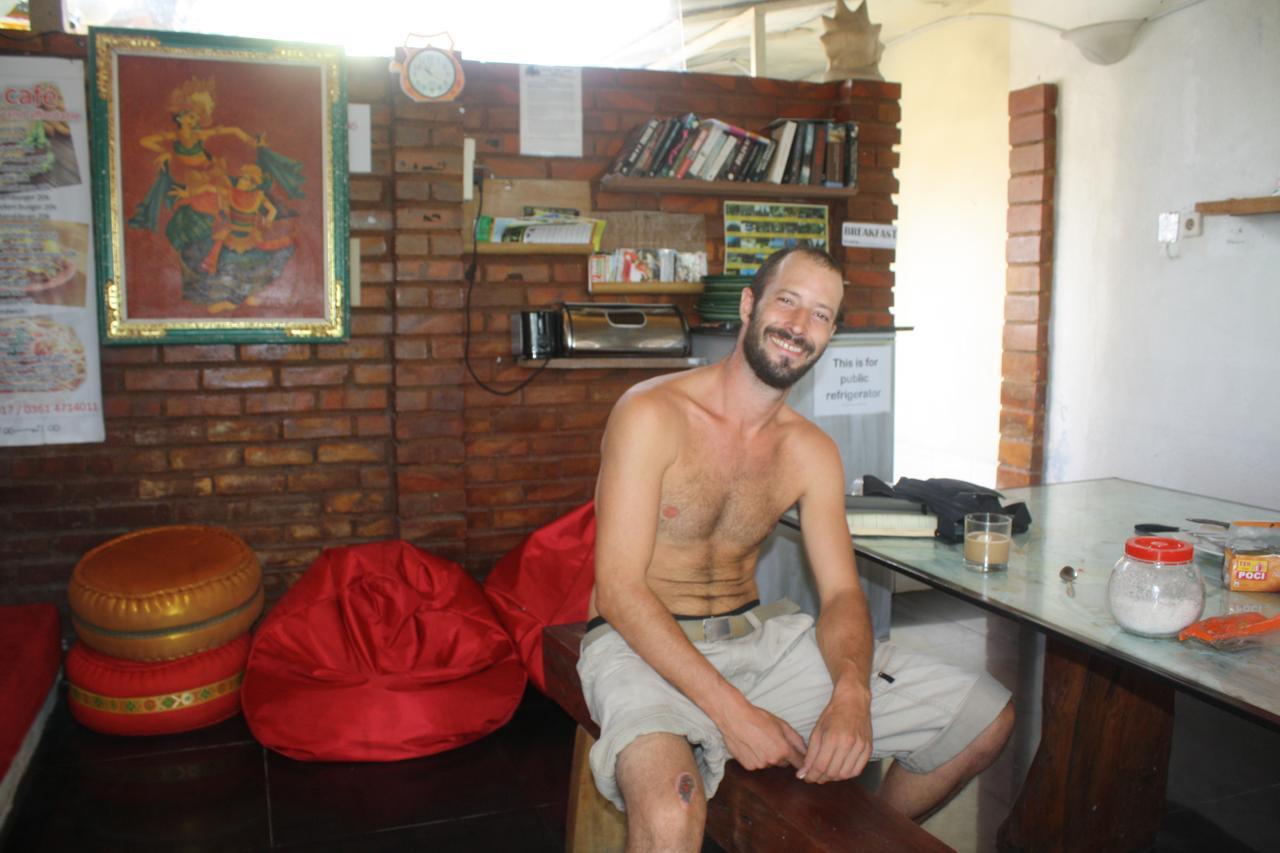 Gusti Homestay Kerobokan Bagian luar foto