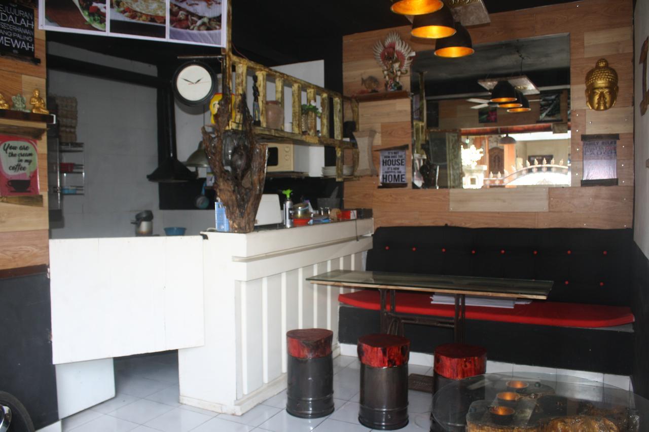 Gusti Homestay Kerobokan Bagian luar foto